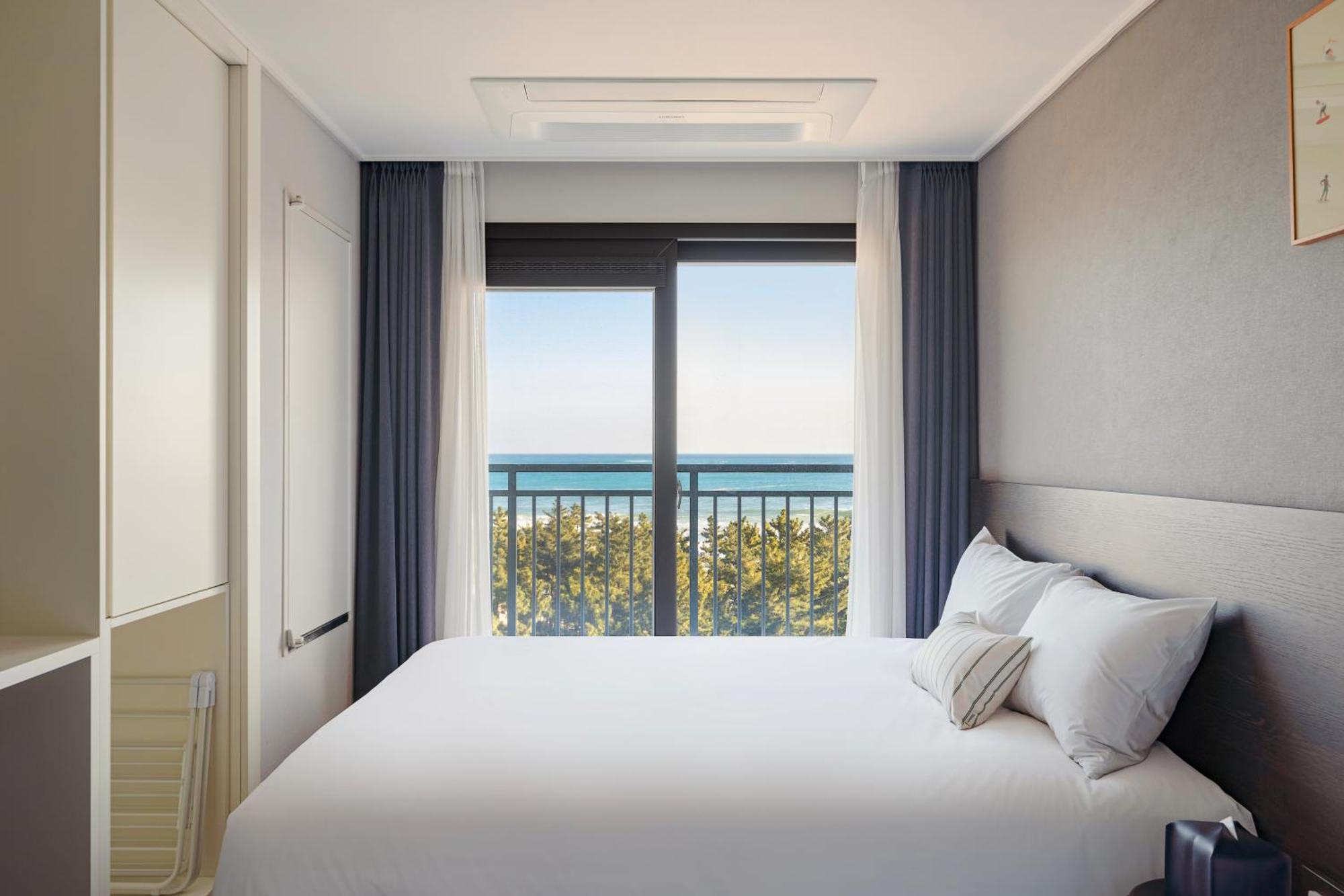 Urbanstay Sokcho Beach Ab Εξωτερικό φωτογραφία