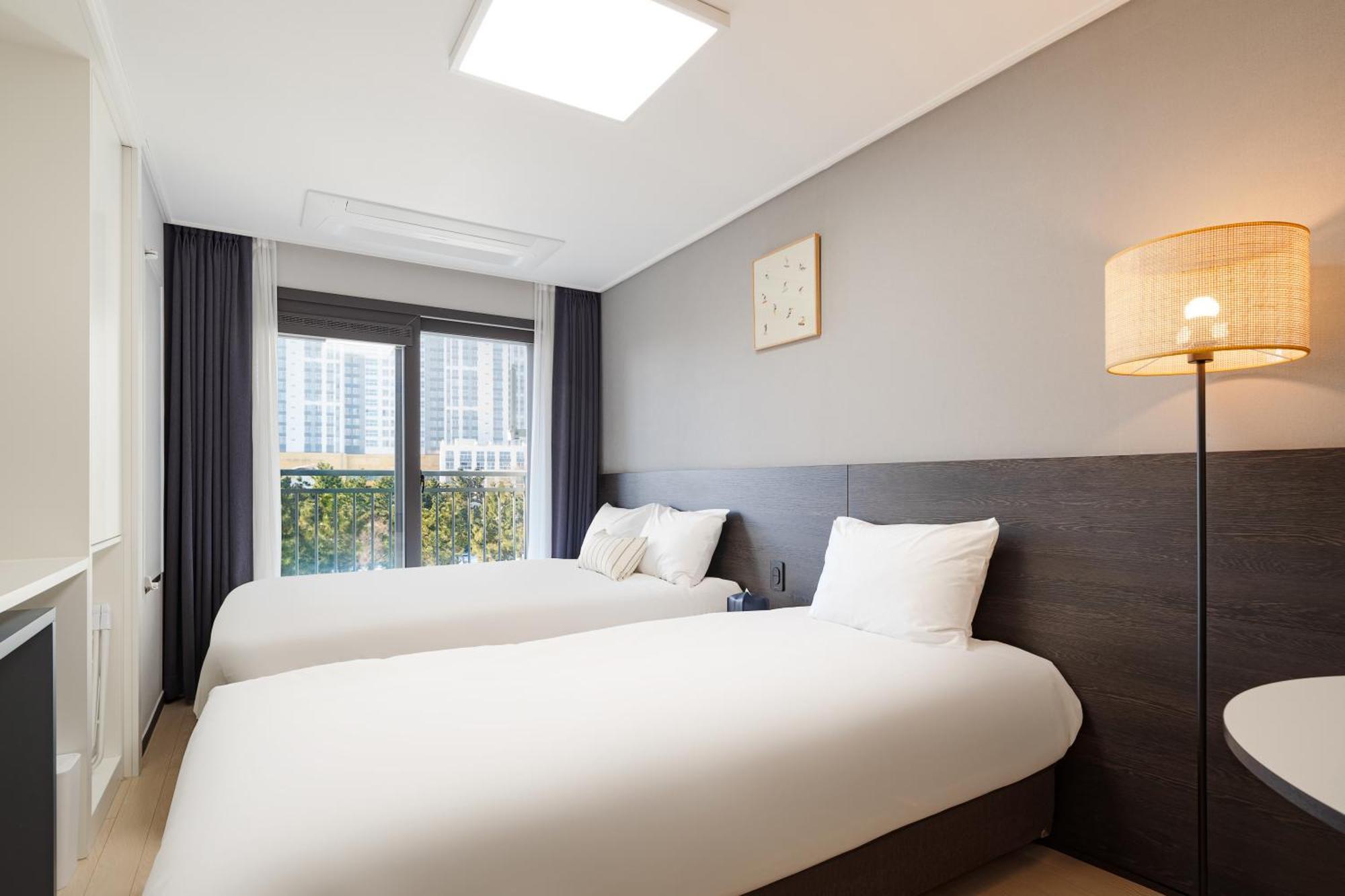 Urbanstay Sokcho Beach Ab Εξωτερικό φωτογραφία